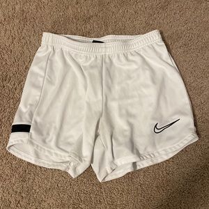 white women’s nike shorts